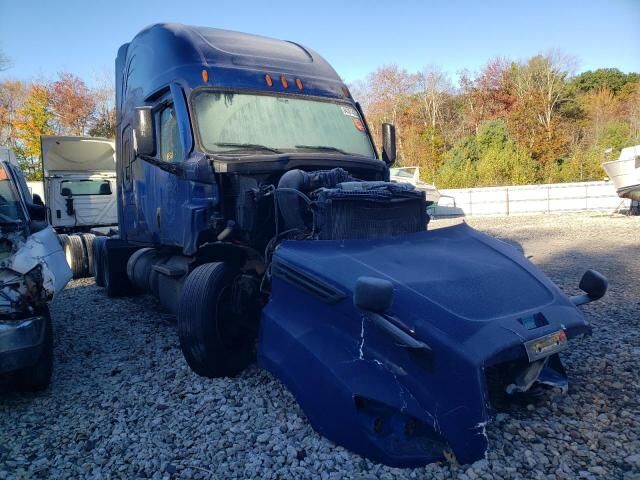 2022 FREIGHTLINER New Cascadia 126" Sleepercab