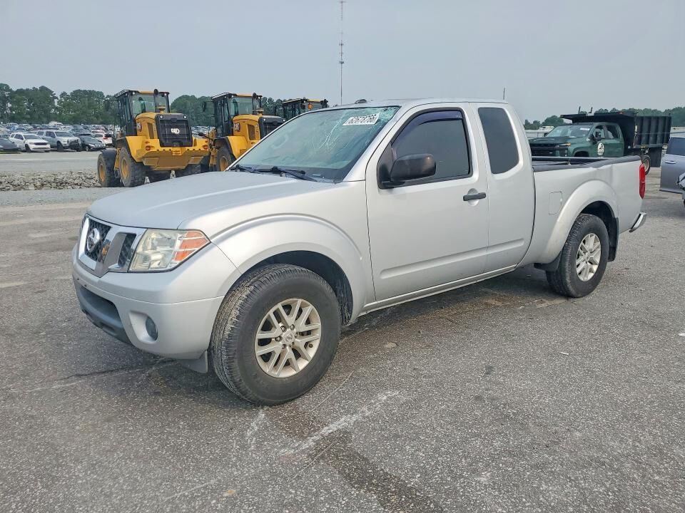 2015 NISSAN Frontier