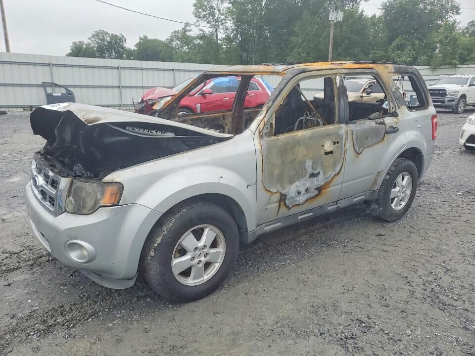2009 FORD Escape