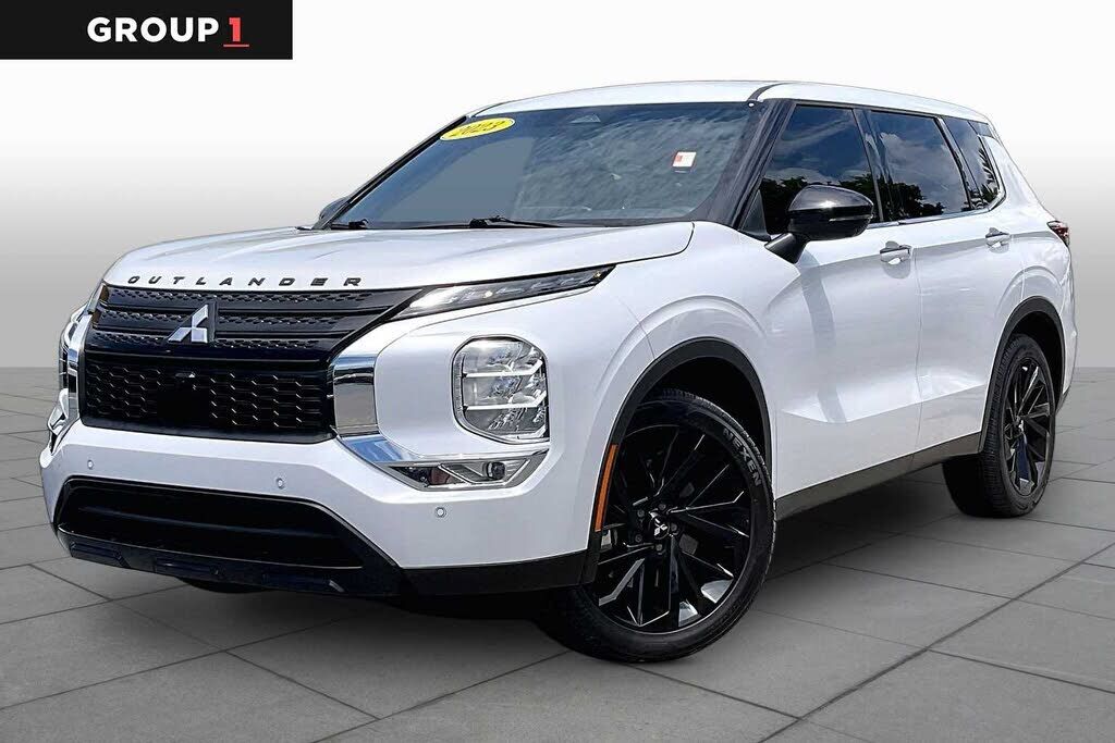 2023 MITSUBISHI Outlander