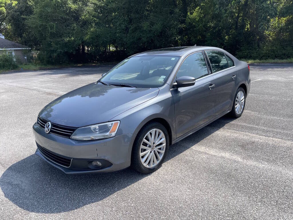 2011 VOLKSWAGEN Jetta
