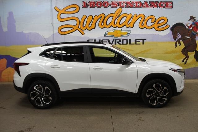 2024 CHEVROLET Trax