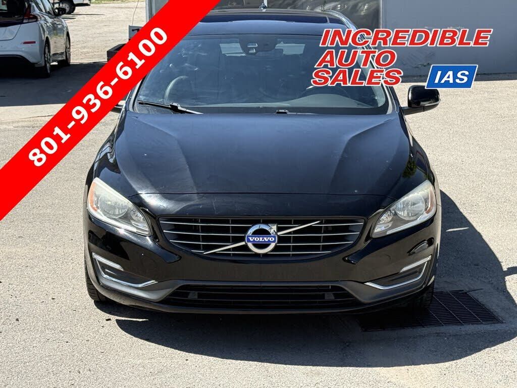 2015 VOLVO V60
