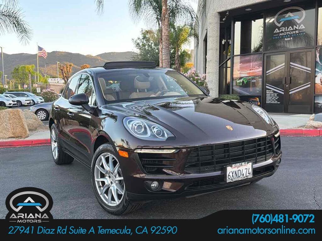 2016 PORSCHE Macan