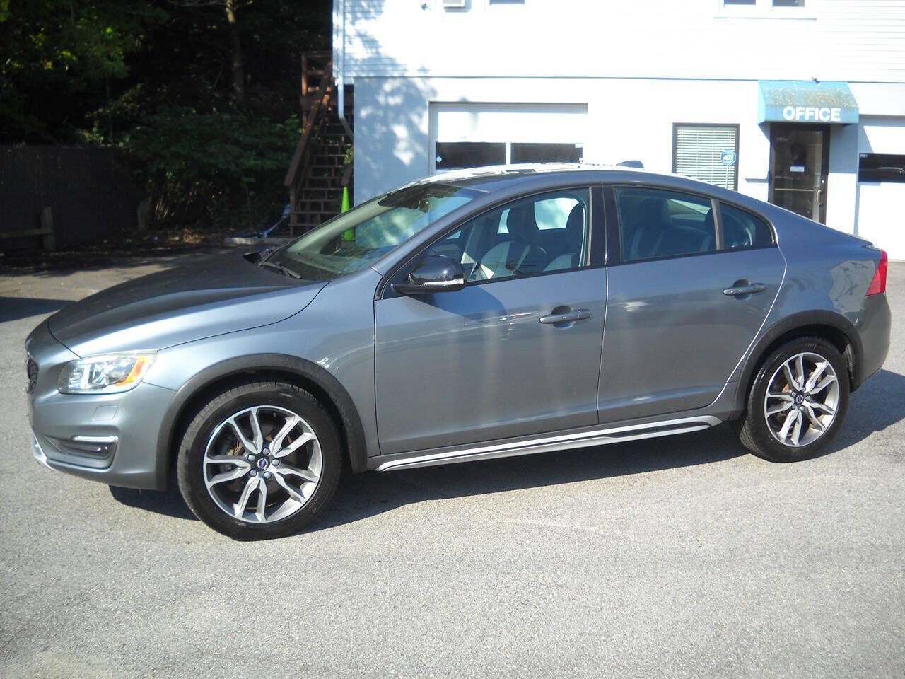 2016 VOLVO S60 Cross Country
