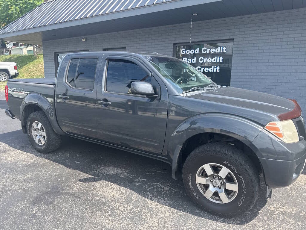 2012 NISSAN Frontier