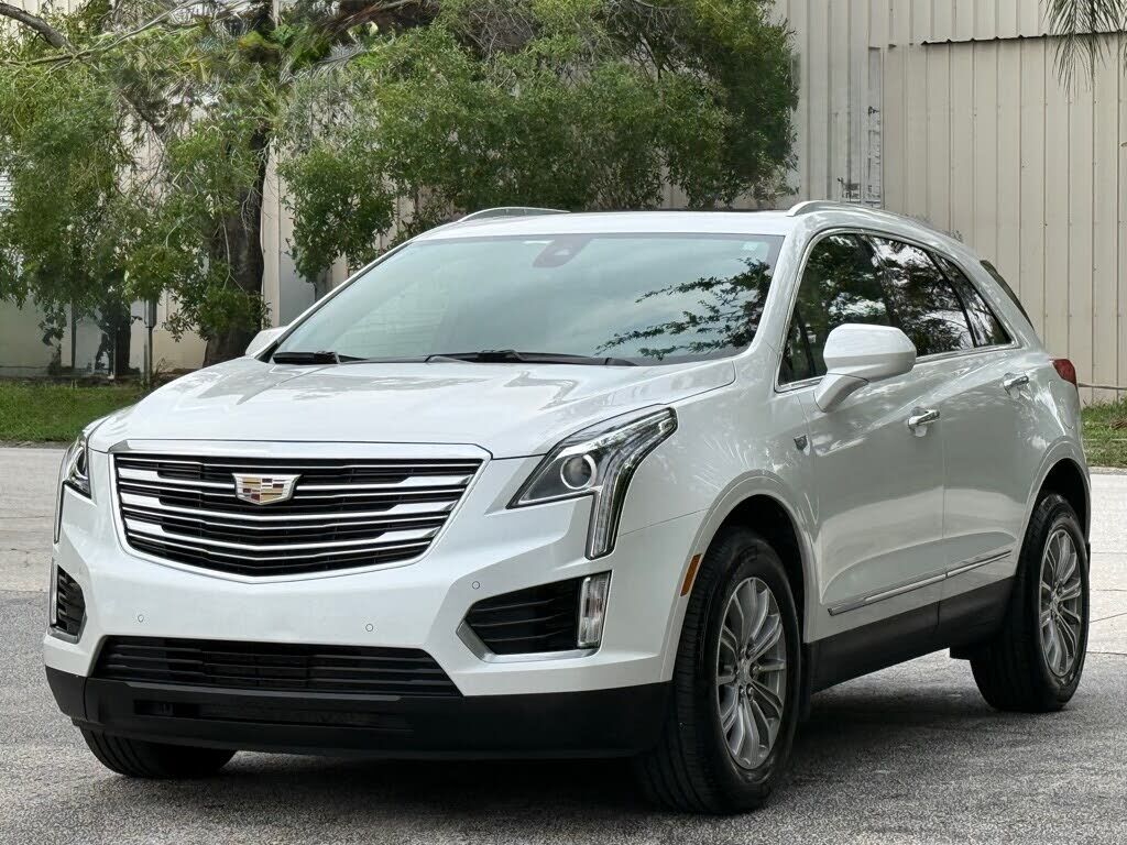 2017 CADILLAC XT5