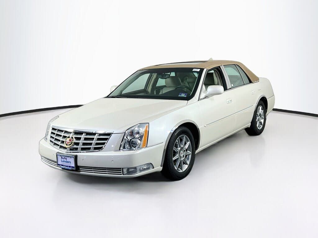 2011 CADILLAC DTS