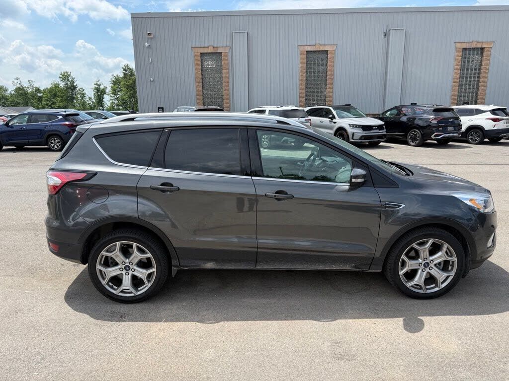 2018 FORD Escape