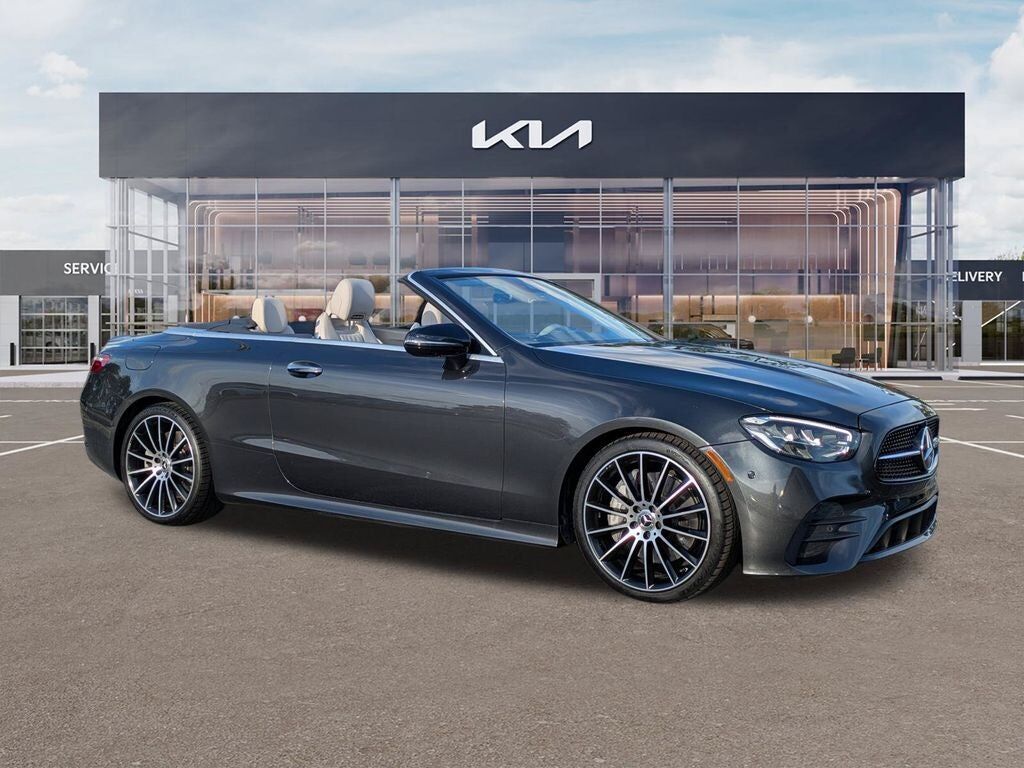 2022 MERCEDES-BENZ E-Class