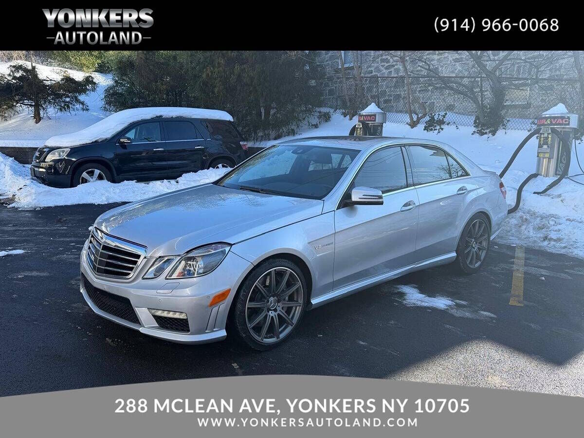 2012 MERCEDES-BENZ E-Class