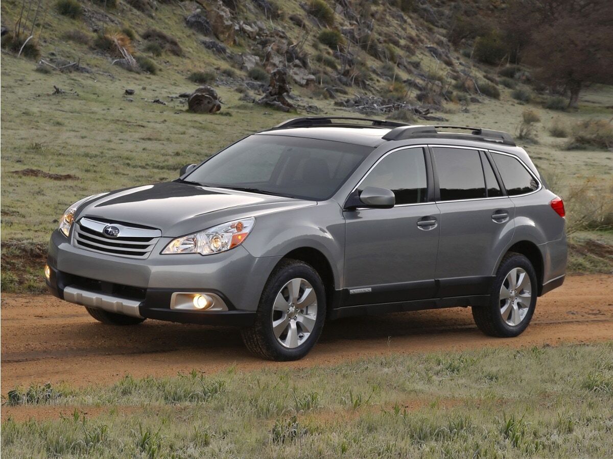 2010 SUBARU Outback