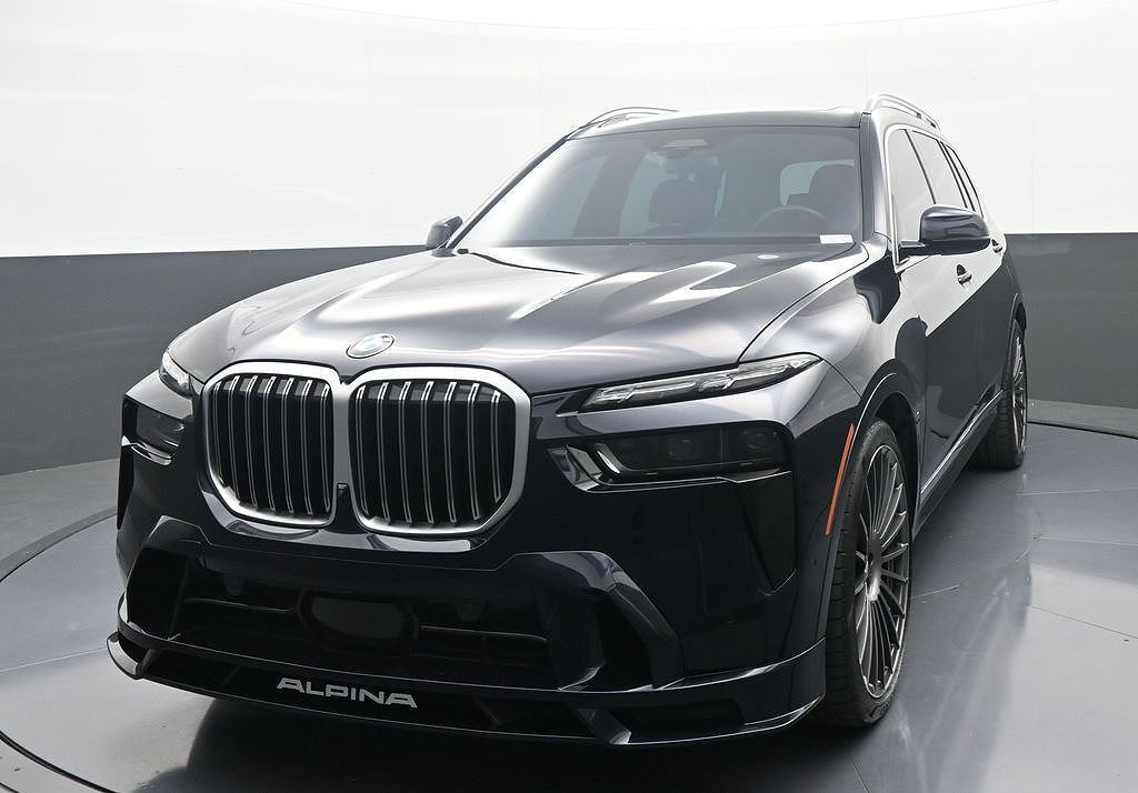2025 BMW X7