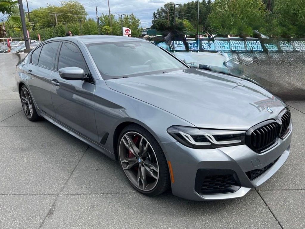 2023 BMW M5