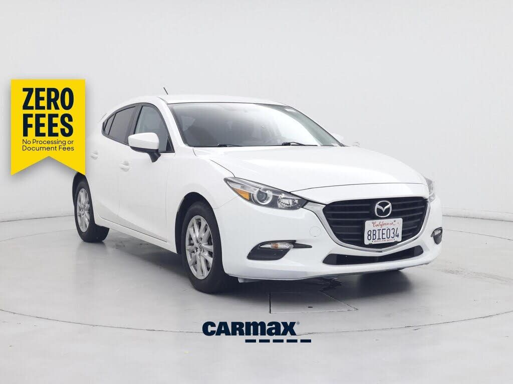 2017 MAZDA Mazda3