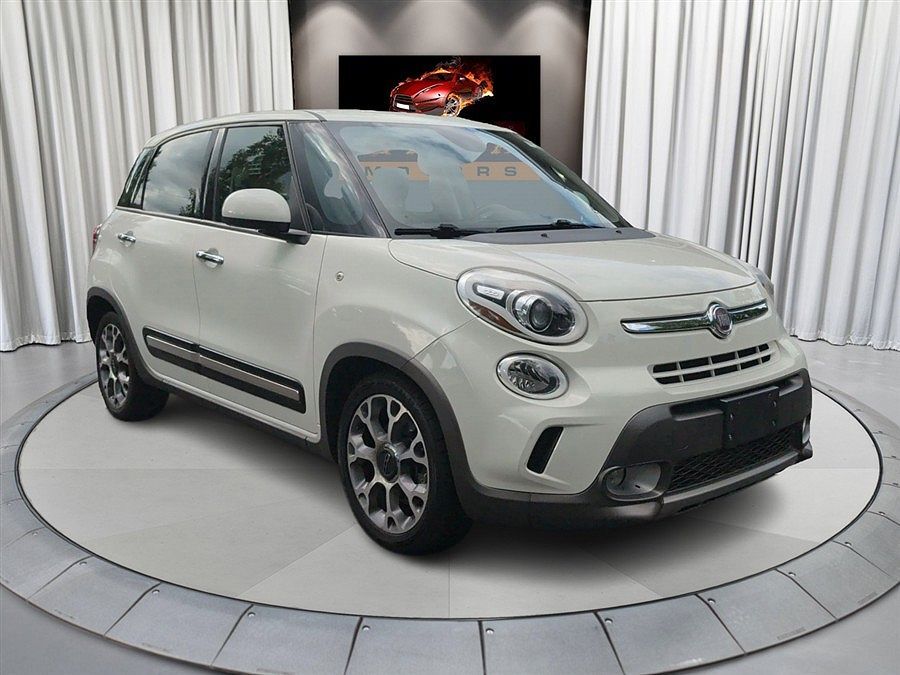2015 FIAT 500L
