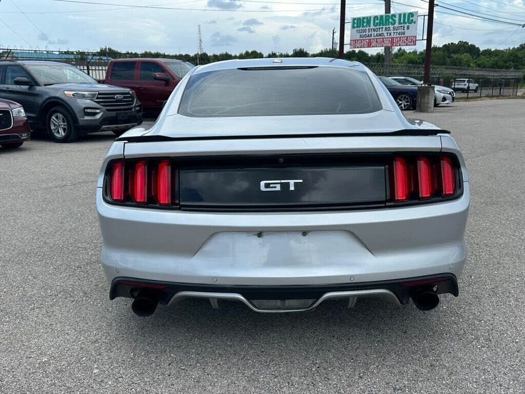 2016 FORD Mustang