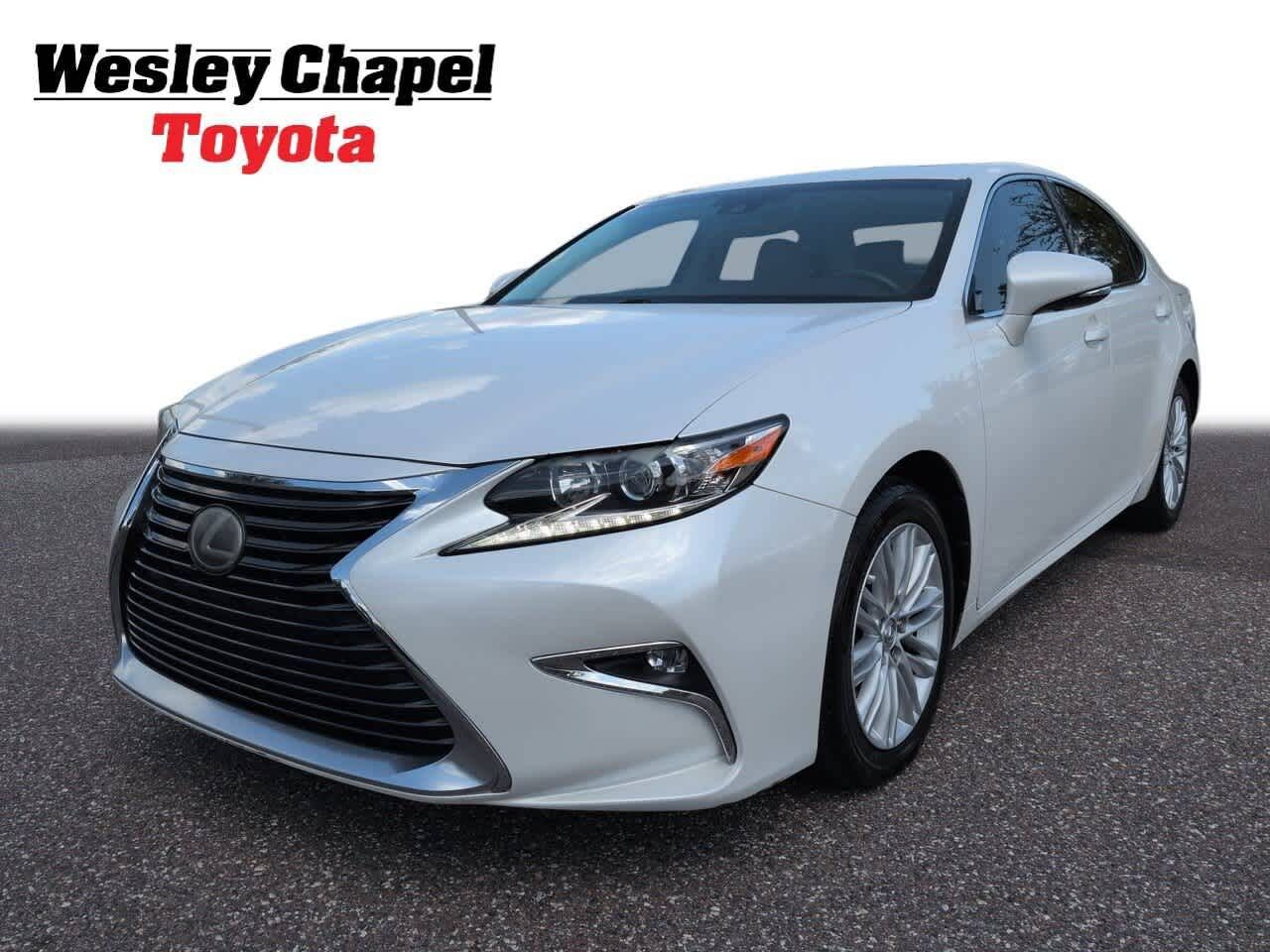 2018 LEXUS ES