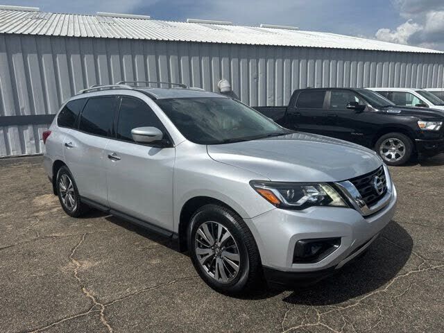 2018 NISSAN Pathfinder