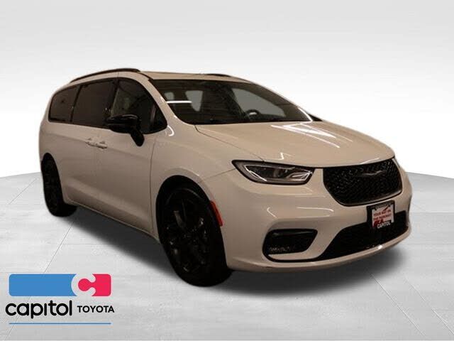 2025 CHRYSLER Pacifica