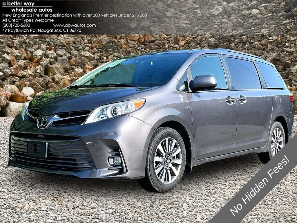 2018 TOYOTA Sienna