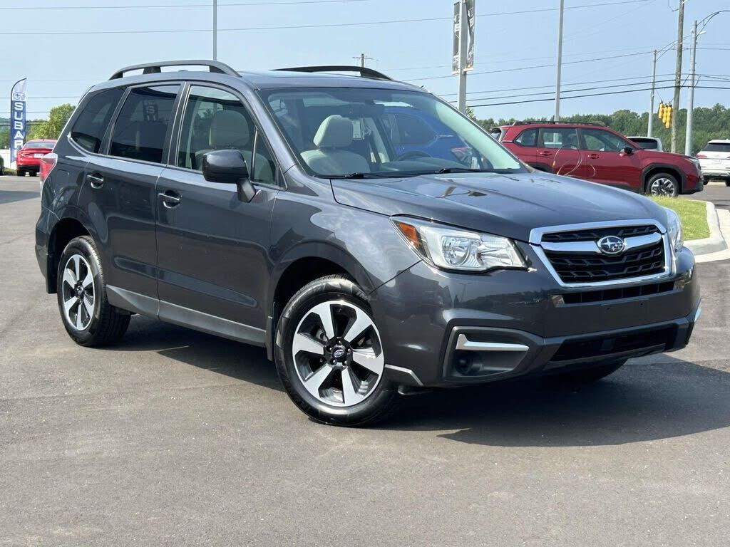 2017 SUBARU Forester