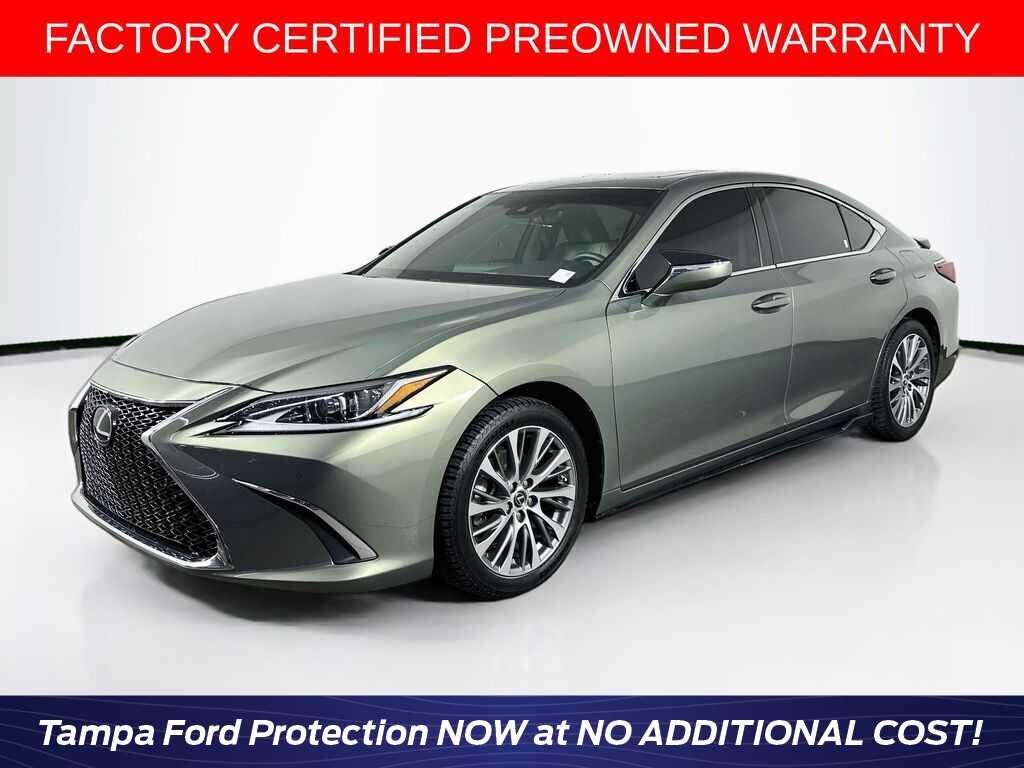 2019 LEXUS ES
