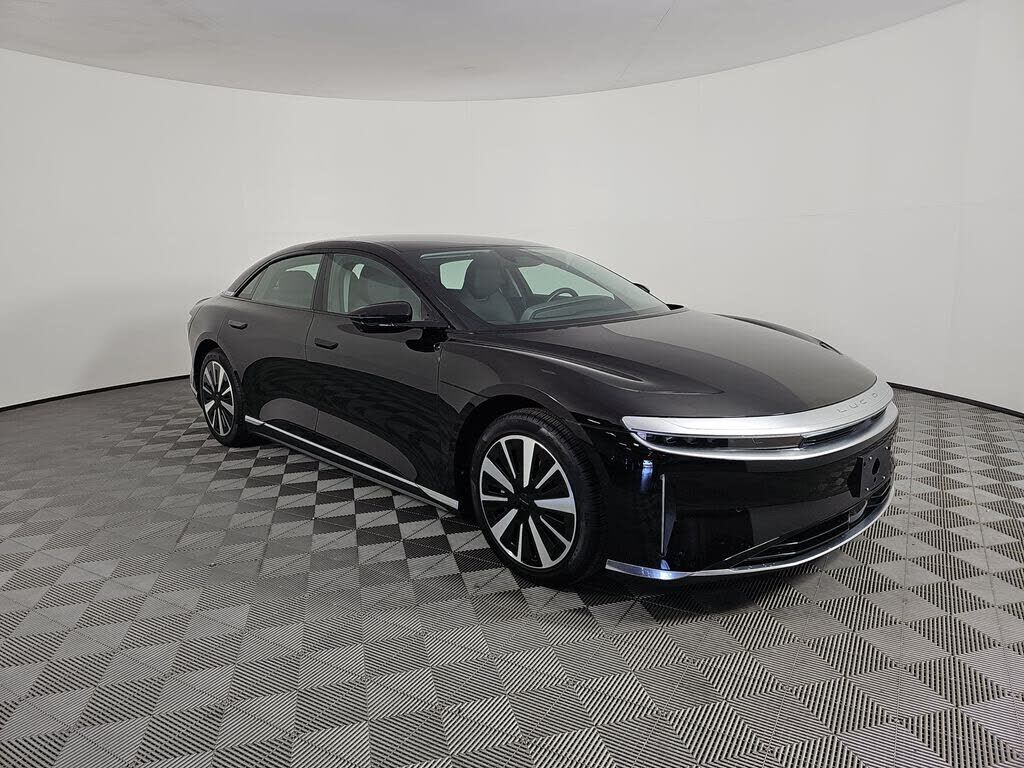2025 LUCID Air