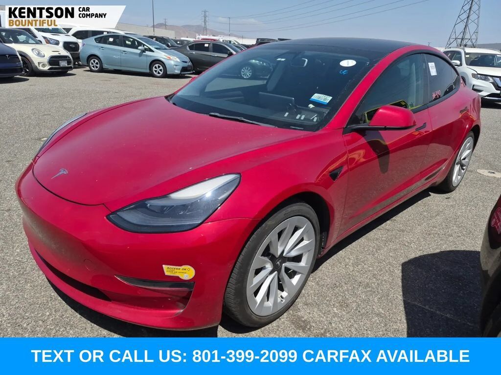 2022 TESLA Model 3