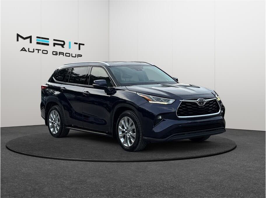 2020 TOYOTA Highlander