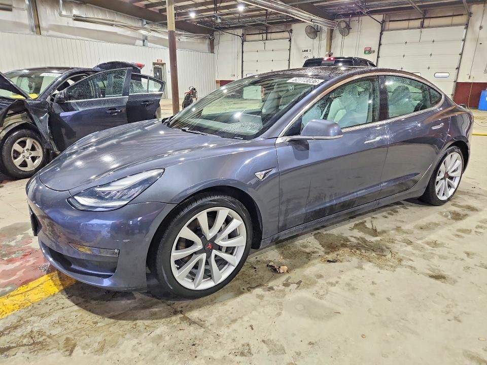 2020 TESLA Model 3
