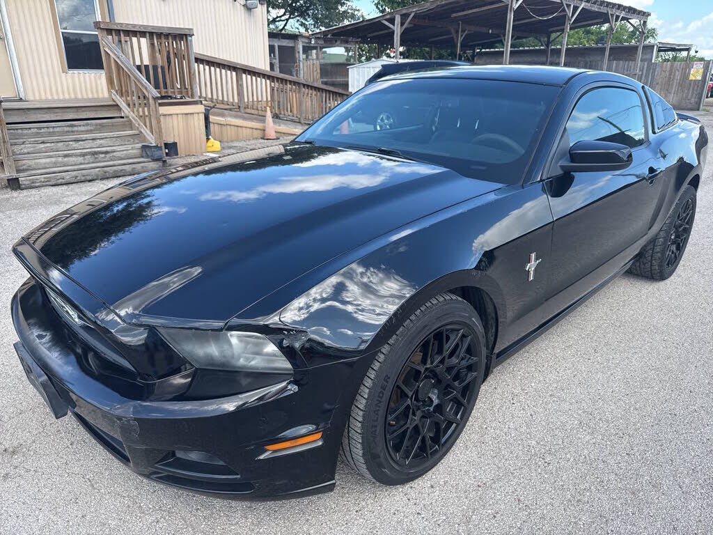 2014 FORD Mustang
