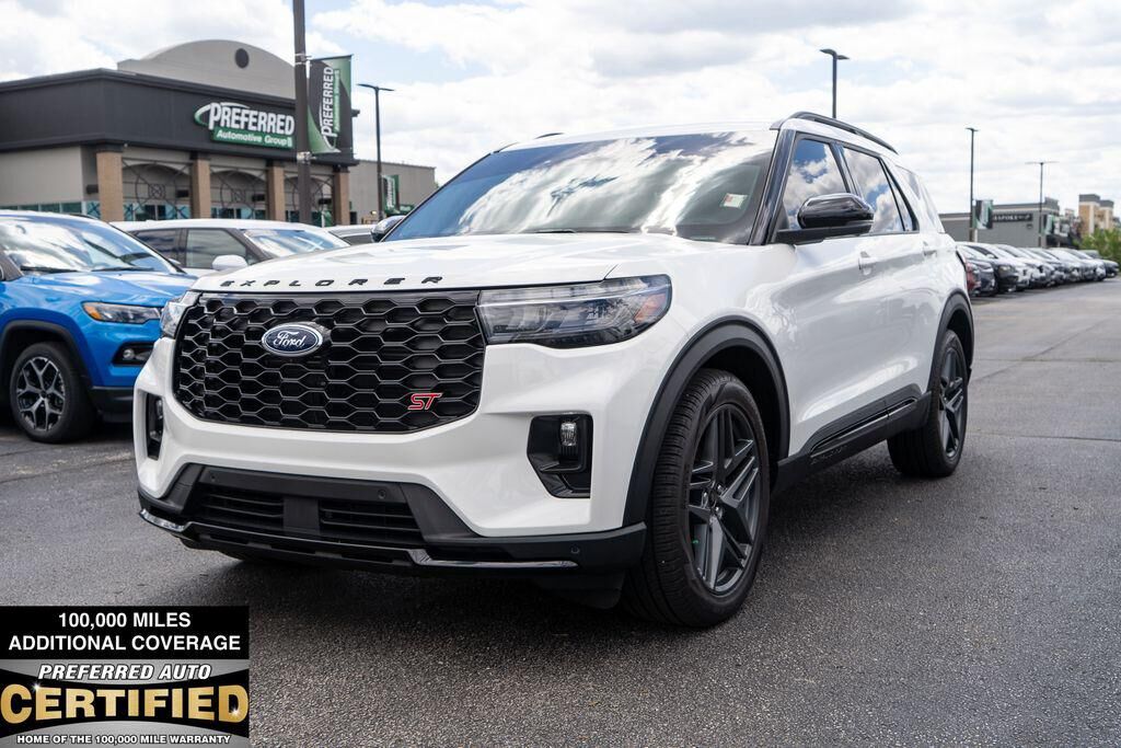 2025 FORD Explorer