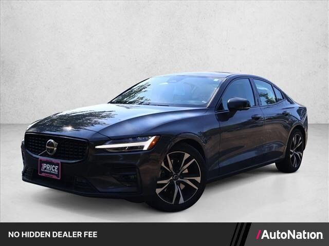 2024 VOLVO S60