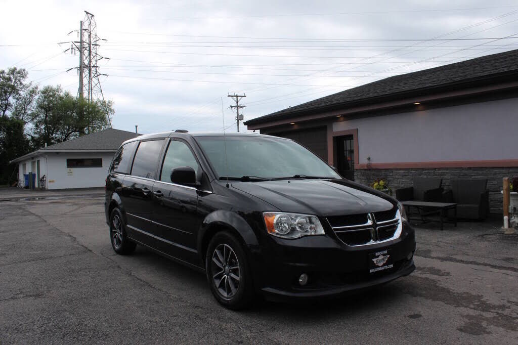 2017 DODGE Grand Caravan