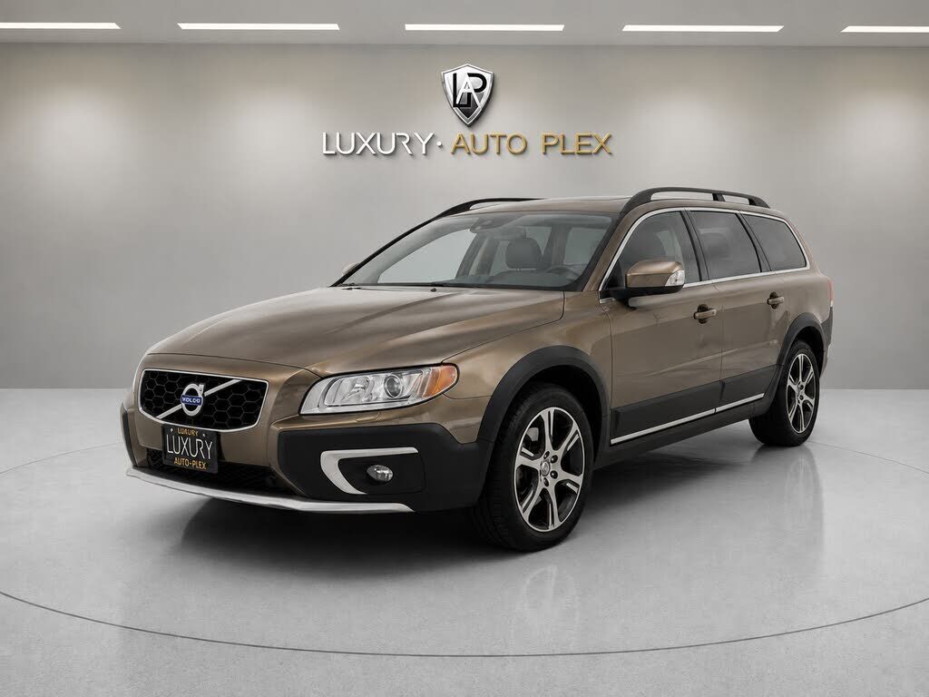 2015 VOLVO XC70