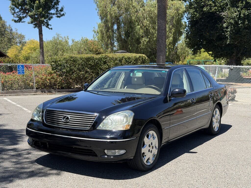 2002 LEXUS LS