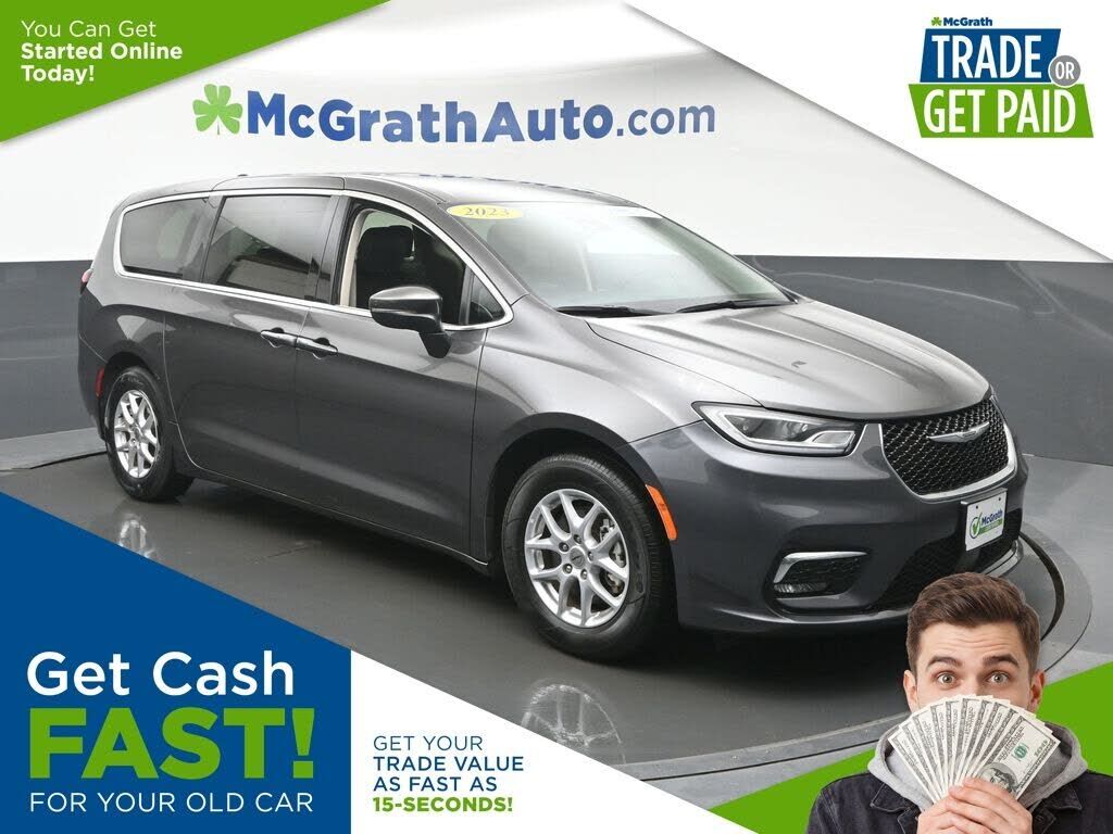 2023 CHRYSLER Pacifica