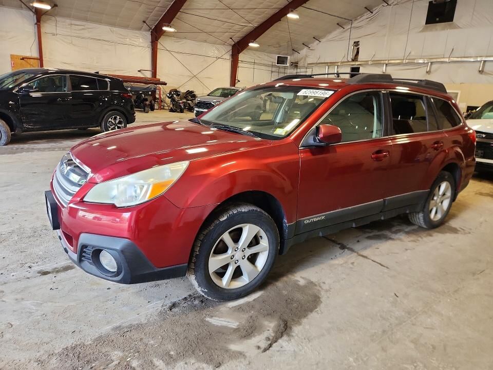 2013 SUBARU Outback