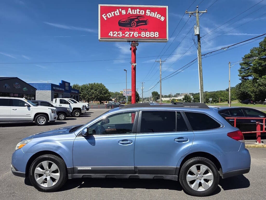 2010 SUBARU Outback
