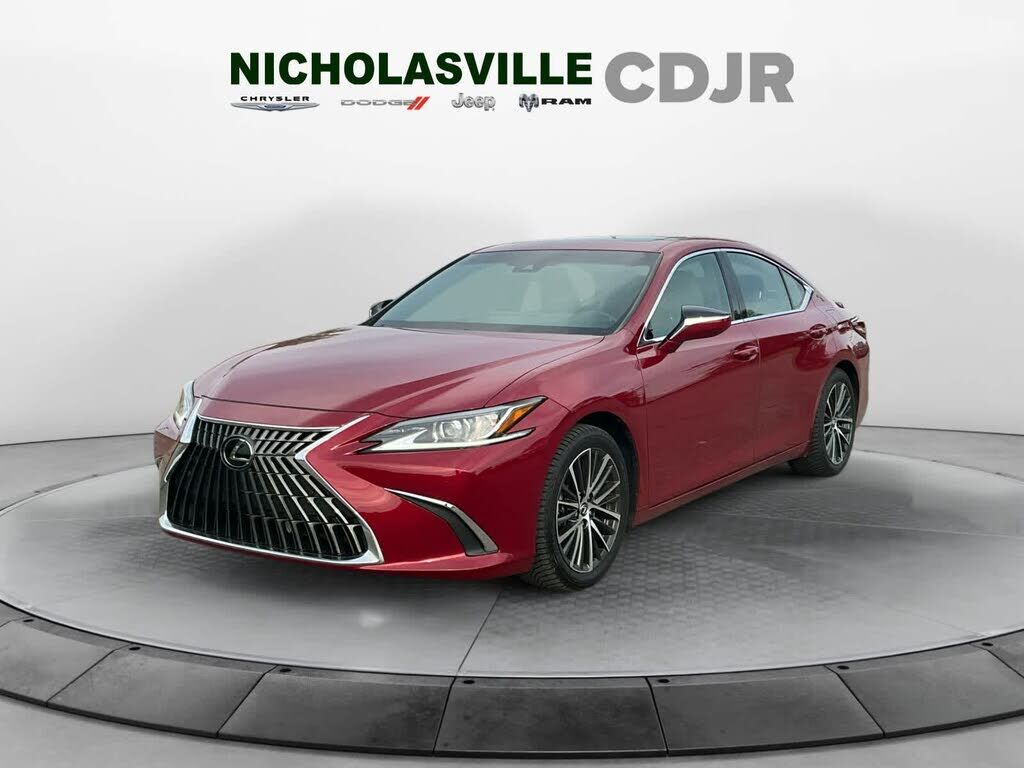 2022 LEXUS ES