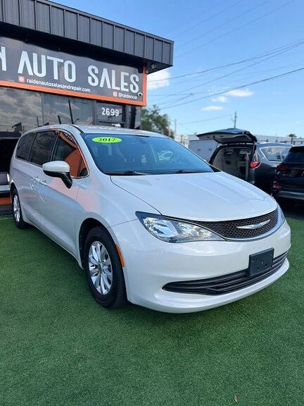 2017 CHRYSLER Pacifica