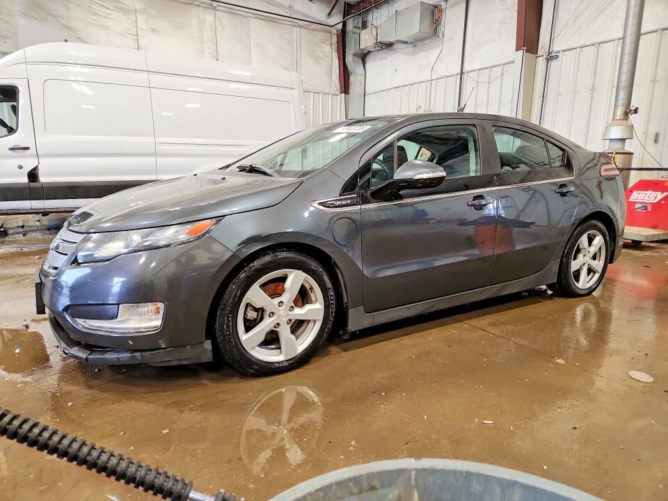 2013 CHEVROLET Volt