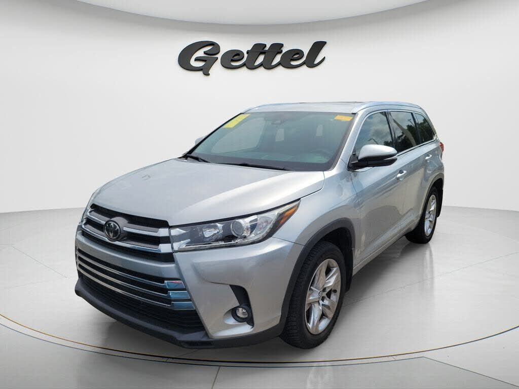 2019 TOYOTA Highlander