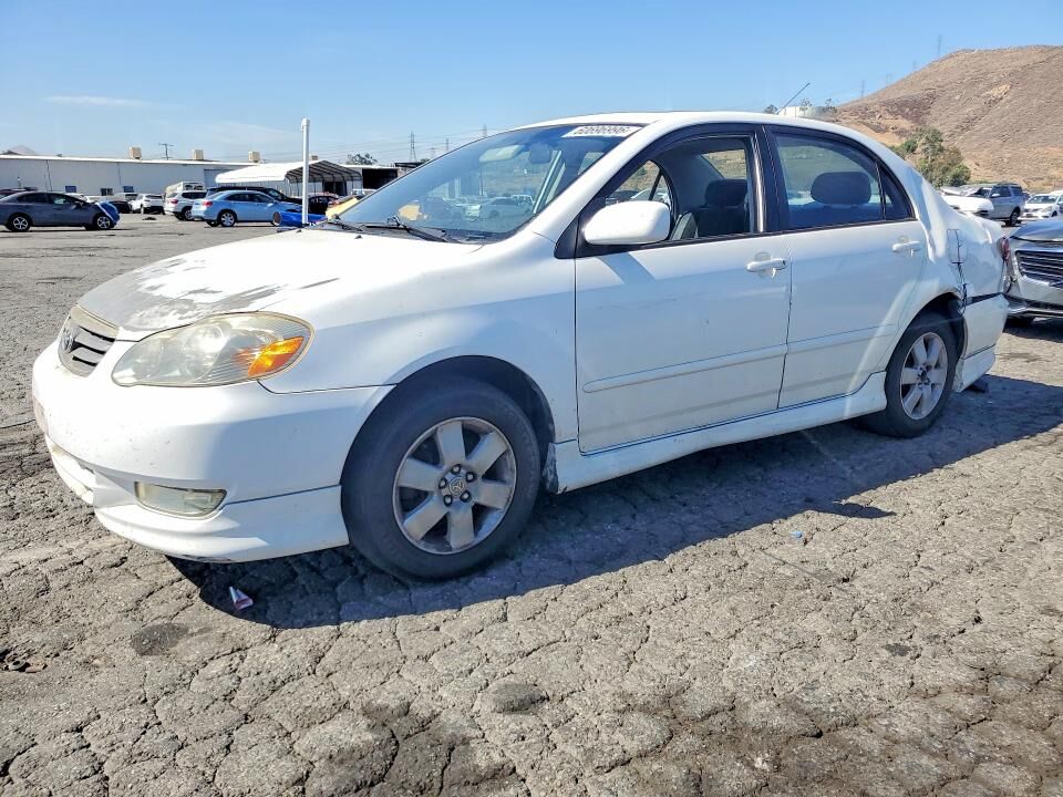 2004 TOYOTA Corolla