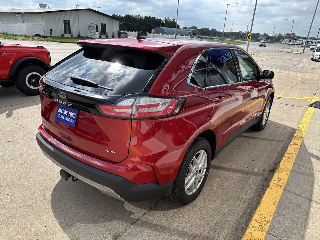 2024 FORD Edge