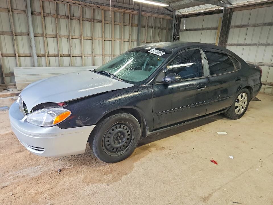2004 FORD Taurus