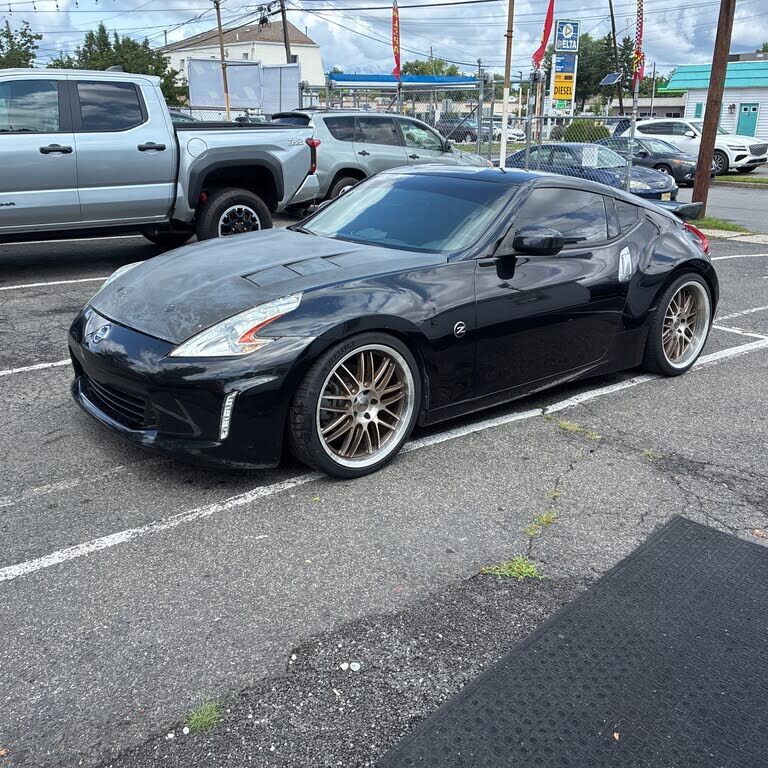 2016 NISSAN 370Z