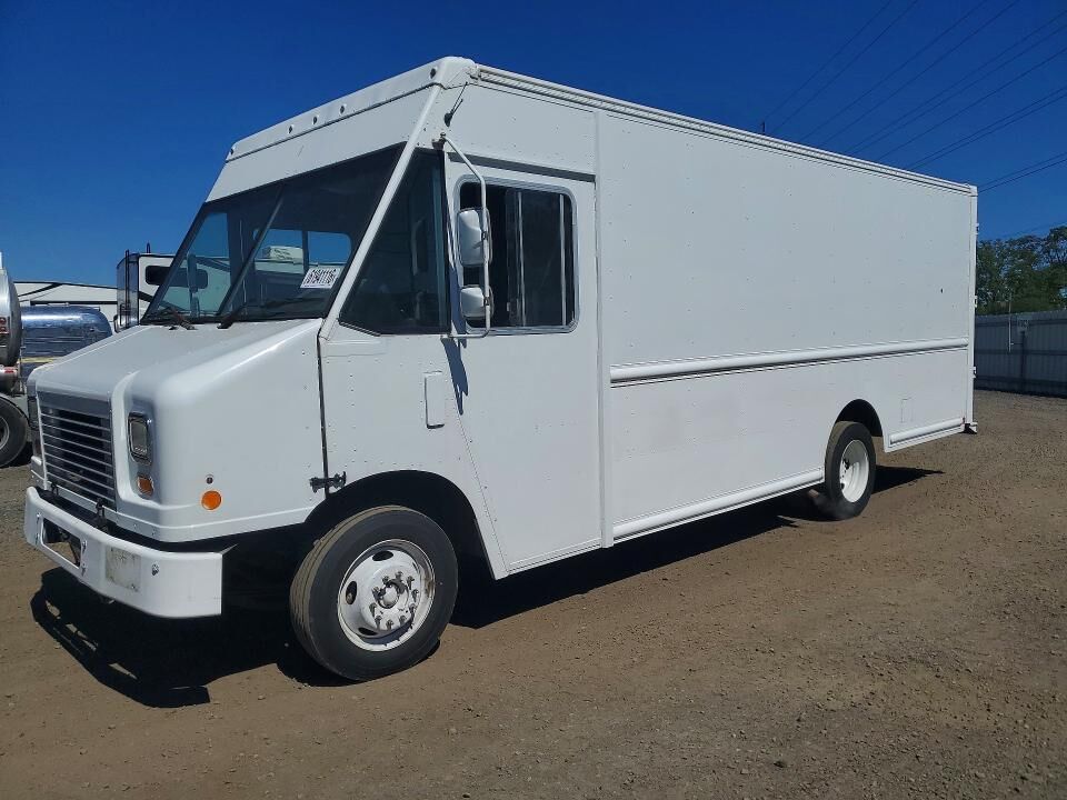 2014 FORD Commercial Chassis