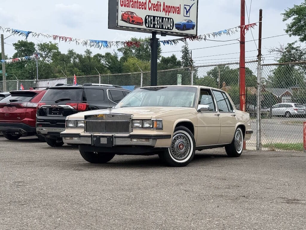 1985 CADILLAC Deville